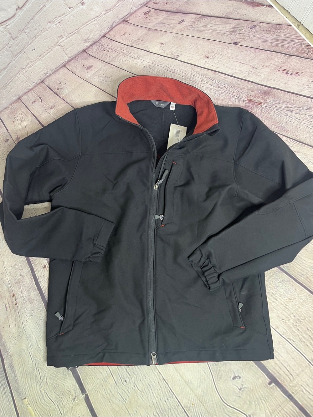 NWT Ibex Men's Tuck Jacket